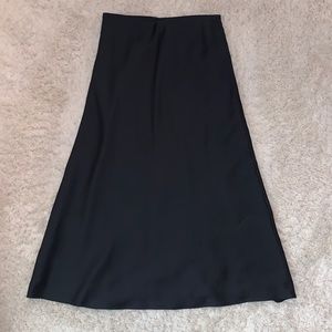 Abercrombie & Fitch Satin Midi Skirt Size XS